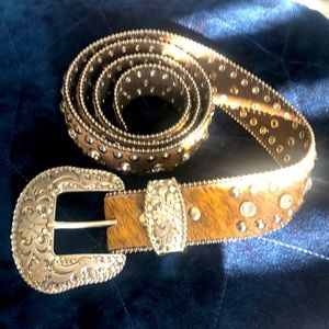 Cowhide belt with beautiful embellishments